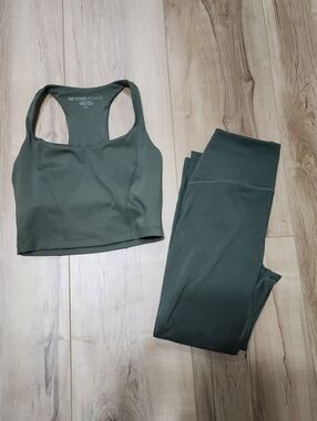 Beyond Yoga Power Beyond Set